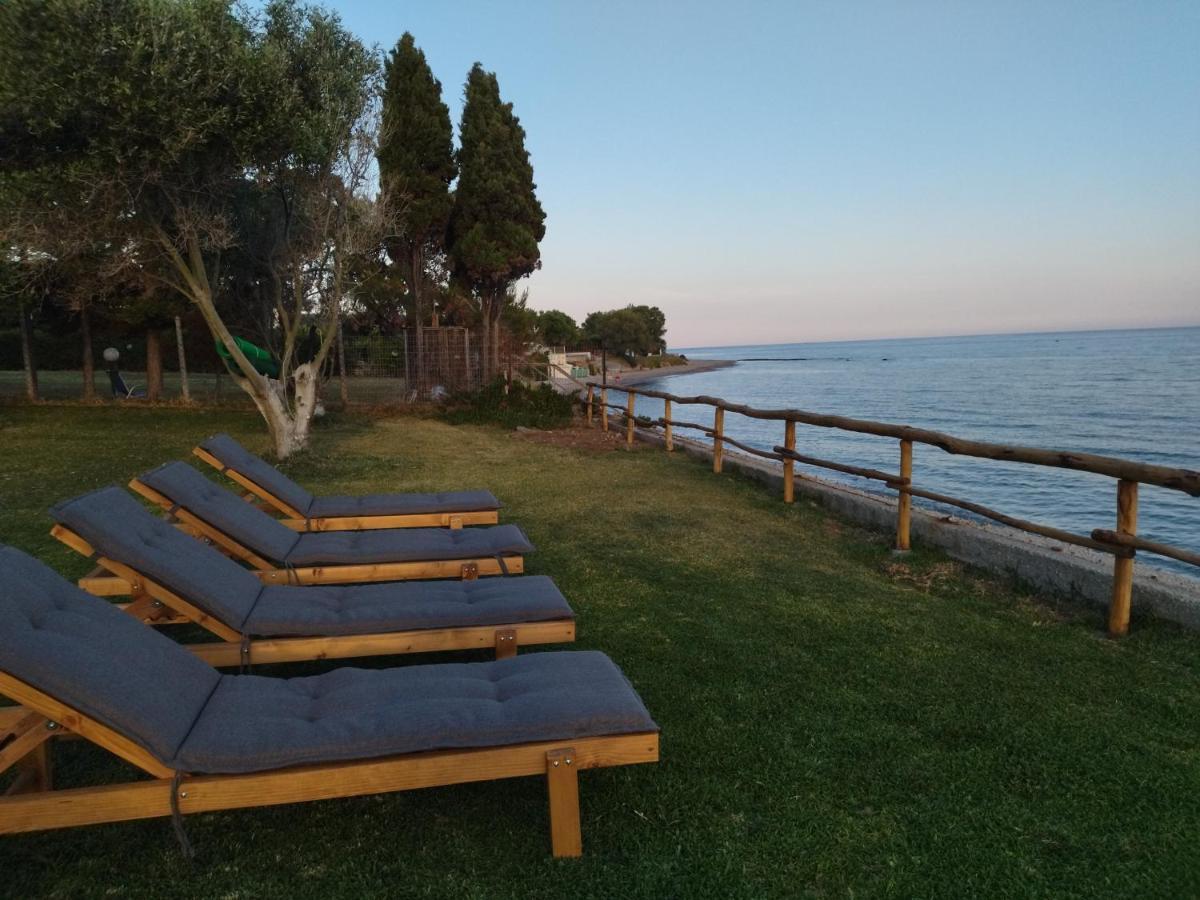 Seaside House Villa Nea Skioni Luaran gambar