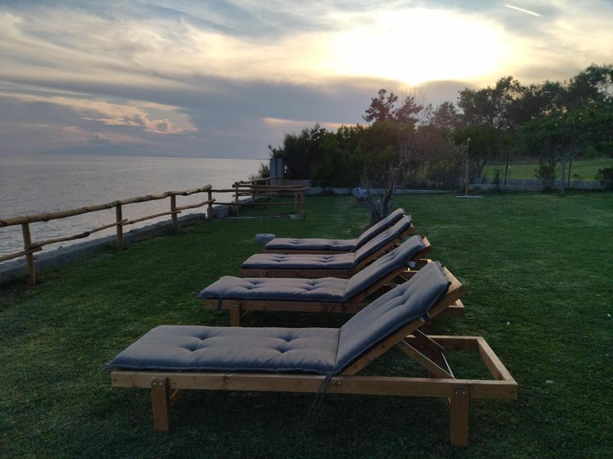 Seaside House Villa Nea Skioni Luaran gambar