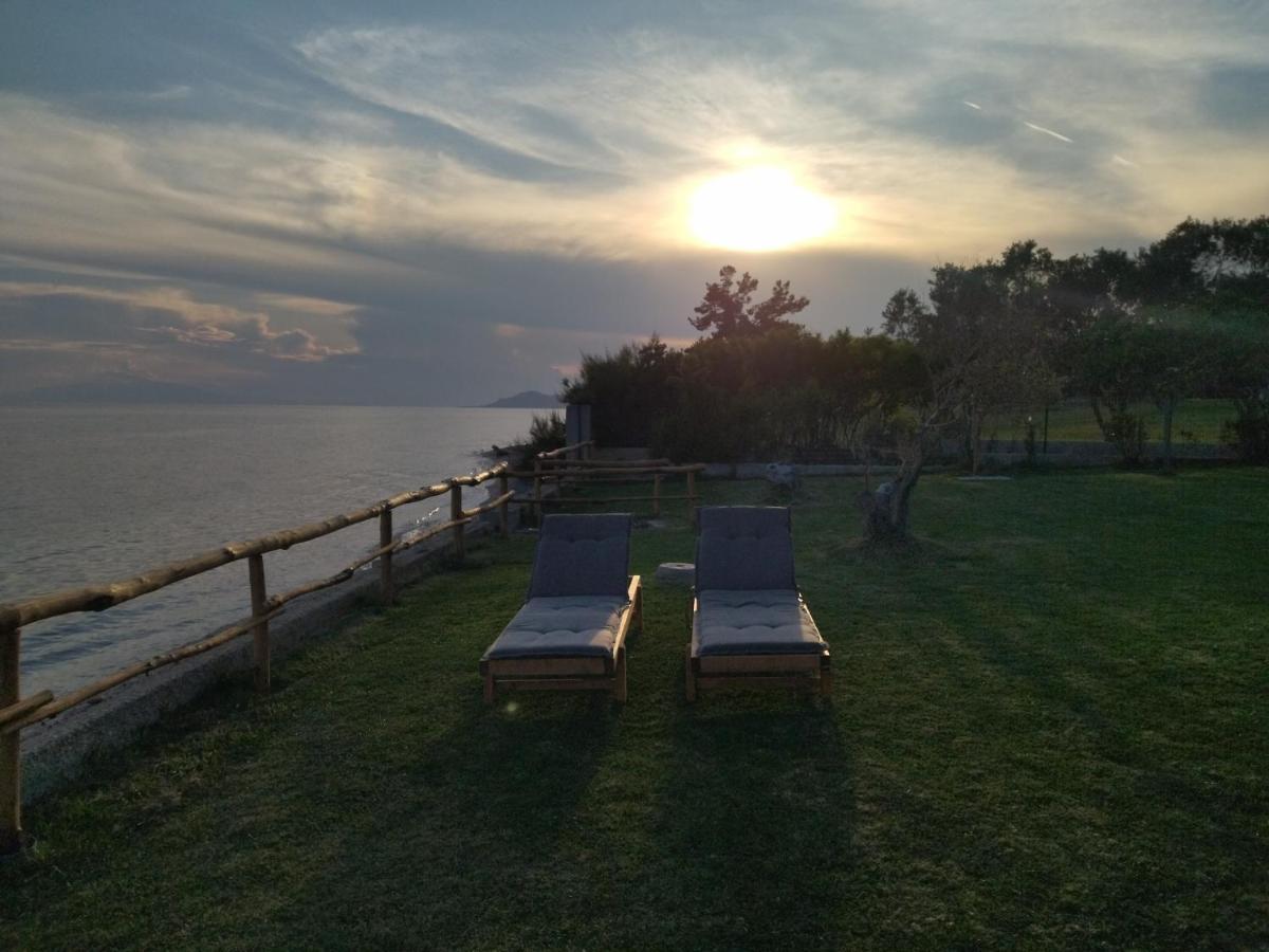 Seaside House Villa Nea Skioni Luaran gambar